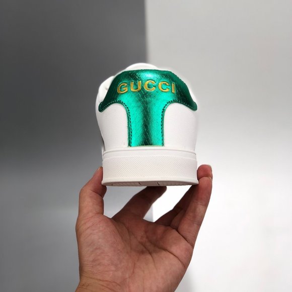 NEWGucci leather board shoes small white shoes